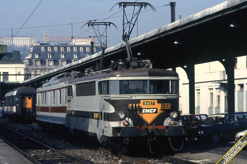 BB9487LPRNOV1990.jpg