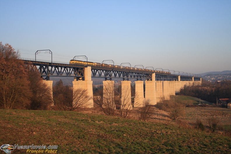 UM55viaducdemoresnet.jpg