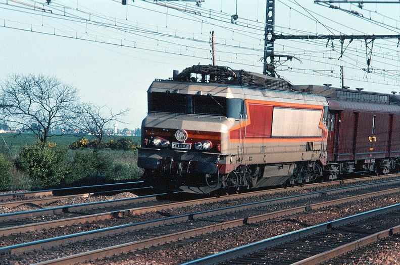 fsncf10051980combslavilli9.jpg