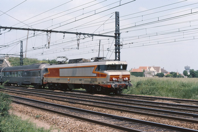 fsncf10061978combslavilac3.jpg