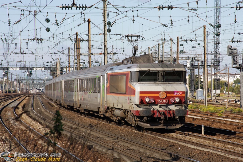 SNCF_15013_2009-10-14_Pont-Cardinet-75_VSLV.jpg