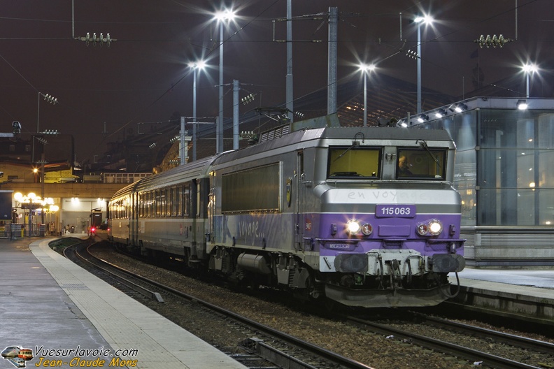 SNCF_15063_2008-11-18_Paris-Nord_VSLV.jpg