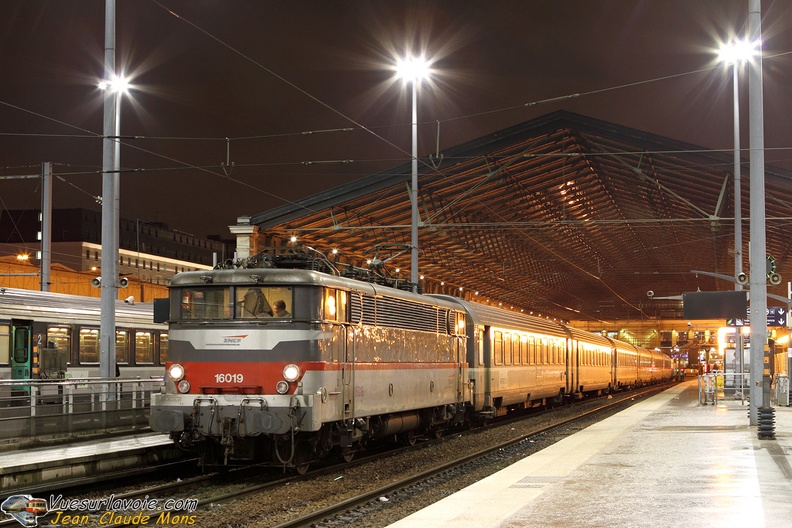 SNCF_16019_2010-02-02_Paris-Nord_VSLV.jpg