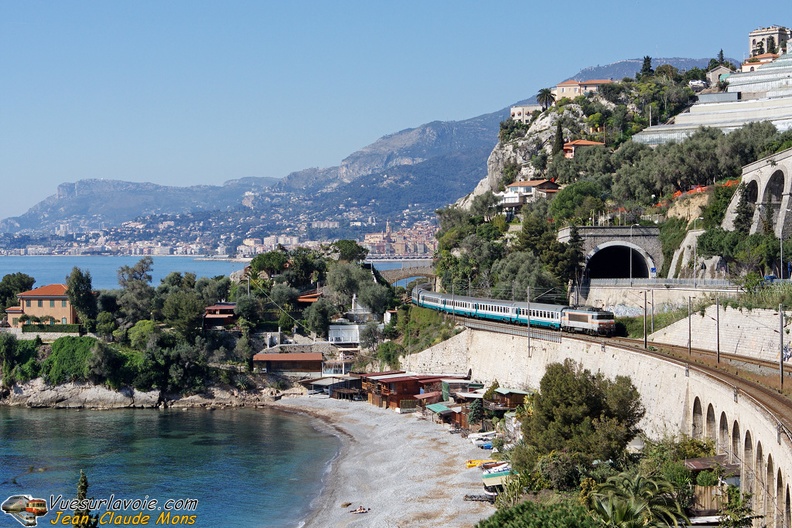 SNCF_22200_2009-03-23_Grimaldi-Italie_VSLV.jpg