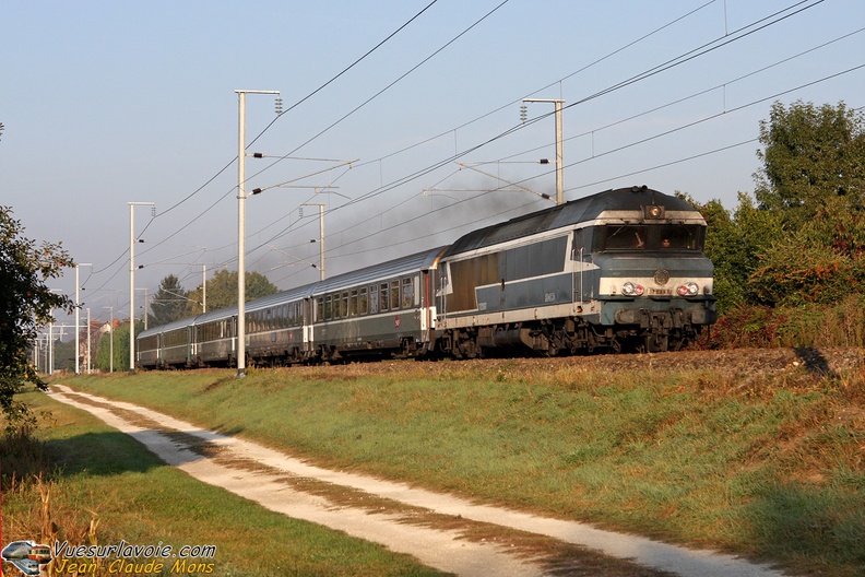 SNCF_72061_2008-09-29_Chisseaux-37_VSLV.jpg