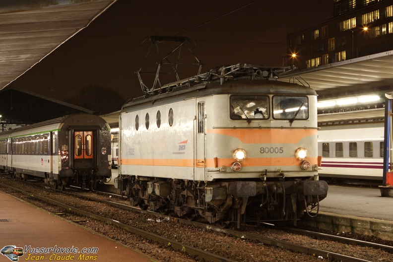 SNCF_80005_2008-11-26_Paris-Austerlitz_VSLV.jpg