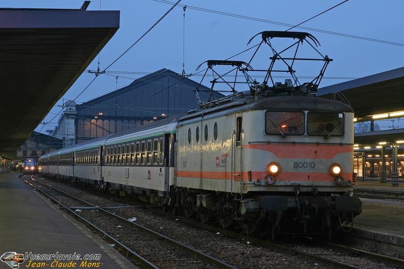 SNCF_80010_2008-02-21_Paris-Austerlitz_VSLV.jpg