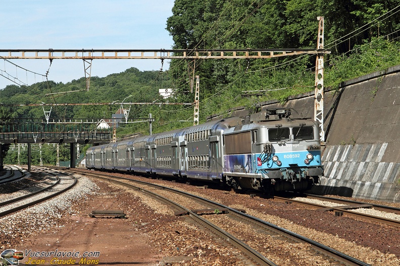 SNCF_8592_2010-07-19_Chaville-RG-92_VSLV.jpg