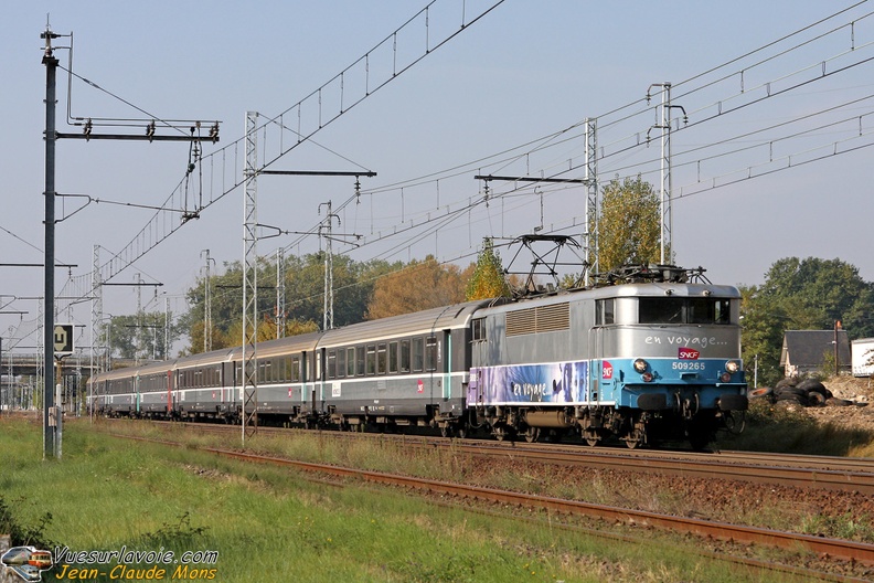 SNCF_9265_2008-09-29_Amboise-37_VSLV.jpg