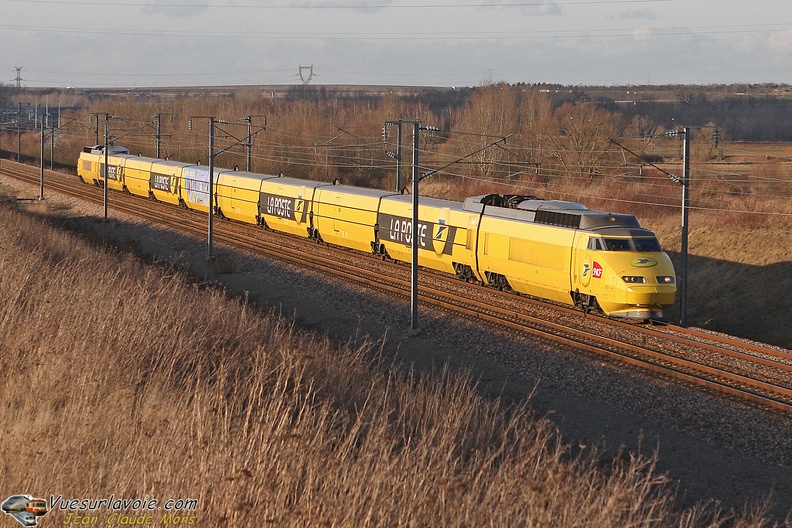 SNCF_TGV-La-Poste-951_2008-02-02_Jablines-77_VSLV.jpg