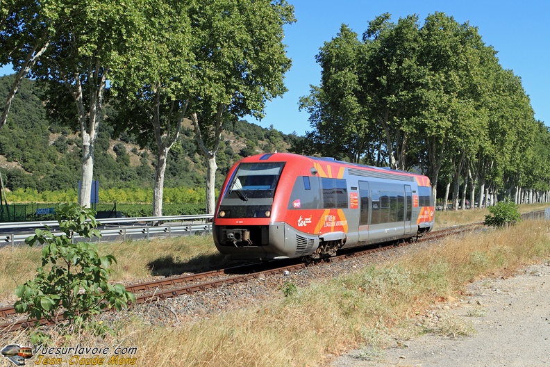 SNCF_X73562_2010-08-31_proche-Limoux-11_VSLV.jpg