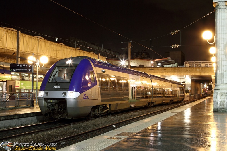 SNCF_X76629-630_2010-01-28_Paris-Nord_VSLV.jpg