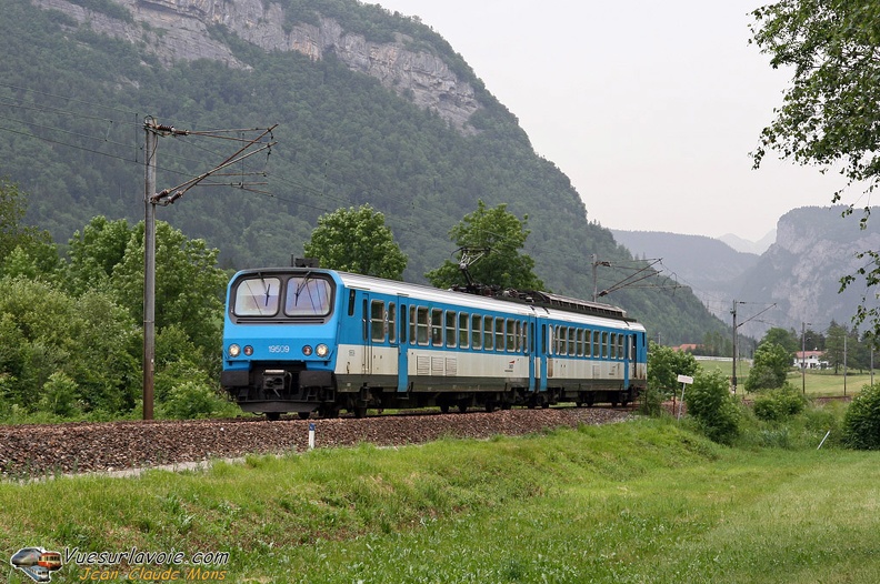 SNCF_Z9509_2006-06-16_Sallanches-74_VSLV.jpg