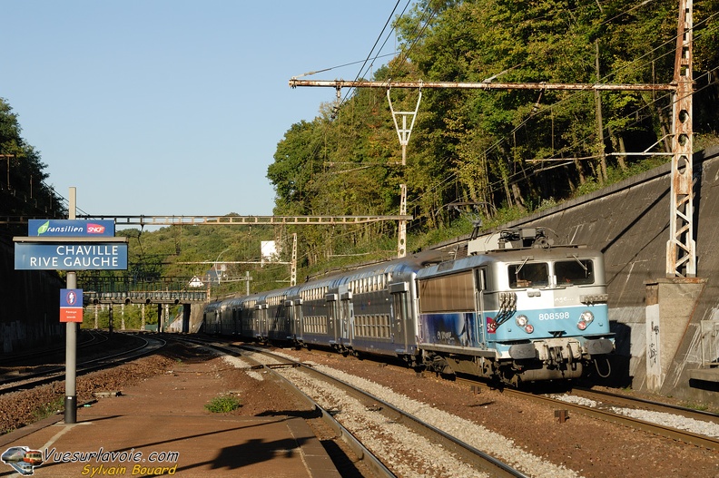 091014_DSC_1352_-_SNCF_-_BB_8598_VB2N_-_Chaville_RG.jpg