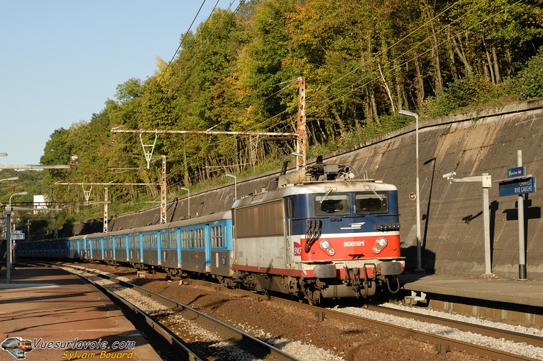 091014_DSC_1356_-_SNCF_-_BB_8591_RIO_-_Chaville_RG.jpg