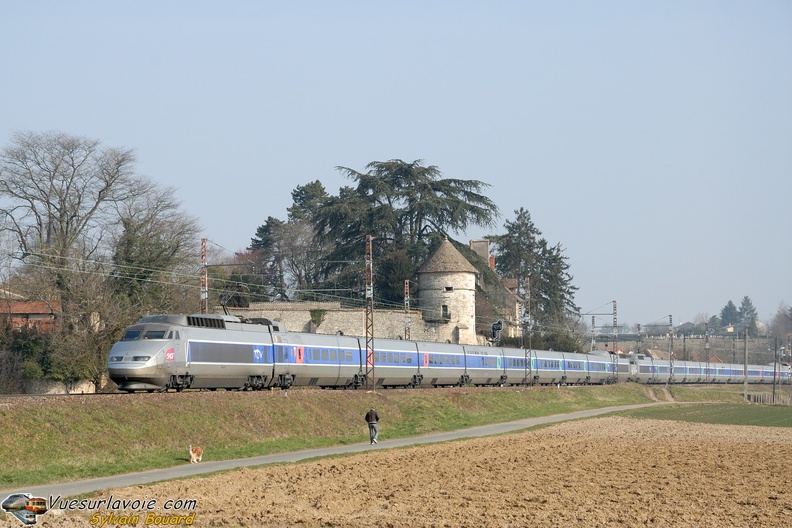 100313_DSC_1632_SNCF_-_TGV_SE_44_et_11_-_Fleurville.jpg