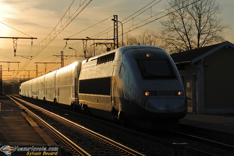 100406_DSC_1699_SNCF_-_TGV_Duplex_-_Vonnas.jpg