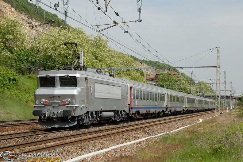 100520_DSC_1864_SNCF_-_BB_22353_-_Couzon.jpg