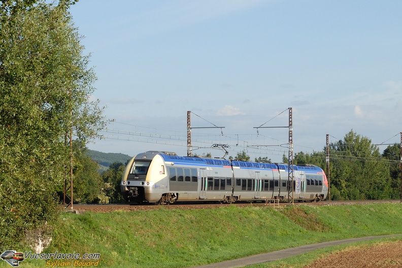 100829_DSC_2694_SNCF_-_Z_27515_-_Fleurville.jpg