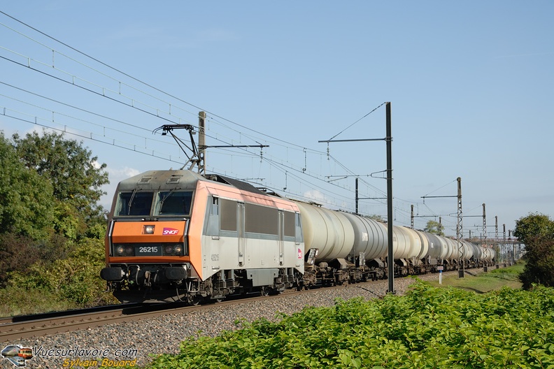 101001_DSC_2738_SNCF_-_BB_26215_-_Meursault.jpg