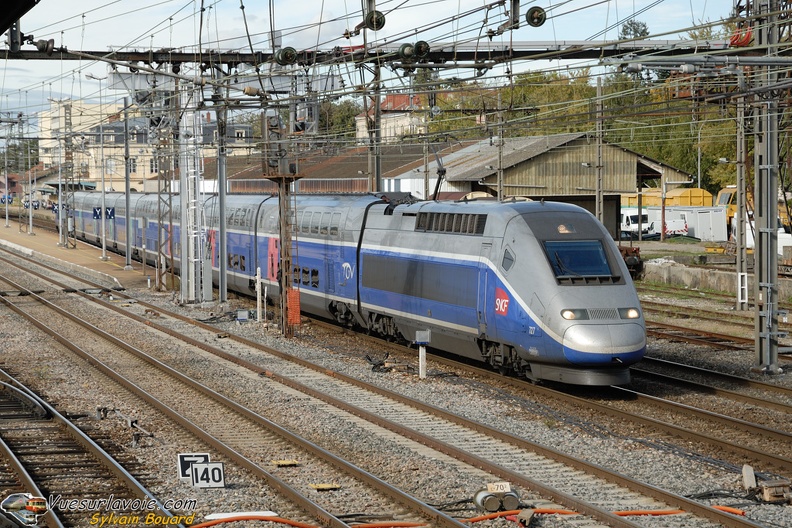 101005_DSC_2778_SNCF_-_TGV_Duplex_727_-_Bourg_en_Bresse.jpg