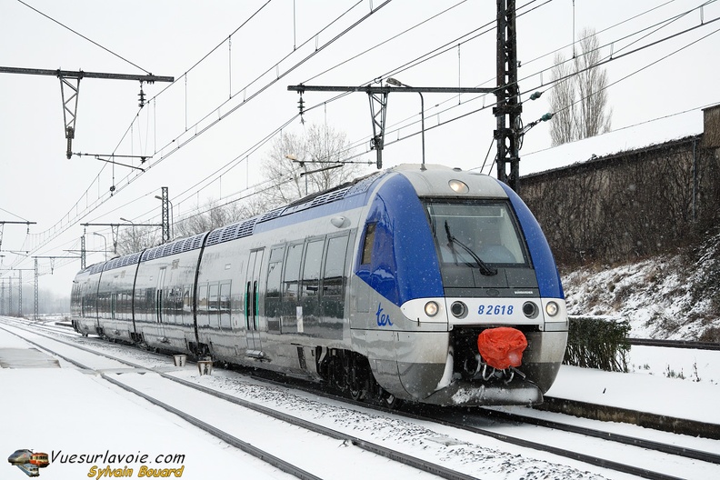 101217_DSC_2869_SNCF_-_B_82617_-_Vonnas.jpg