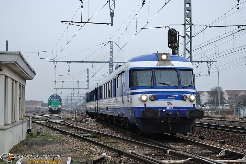 110201_DSC_3055_SNCF_-_X_1501_-_Beaune.jpg