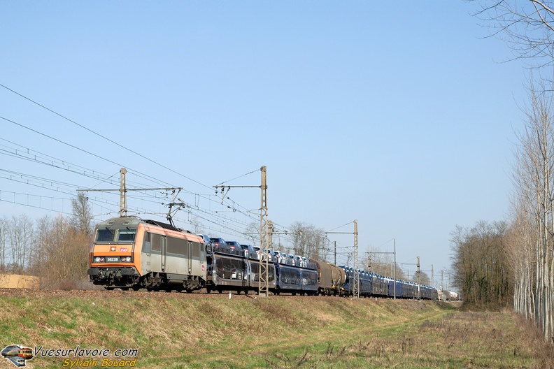 110309_DSC_3382_SNCF_-_BB_26228_-_Uchizy.jpg