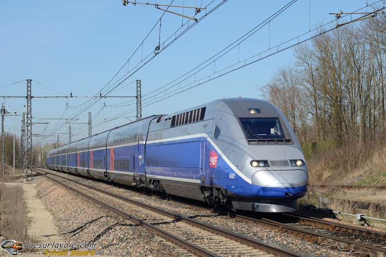 110325_DSC_0162_SNCF_-_TGV_4702_-_Vonnas.jpg
