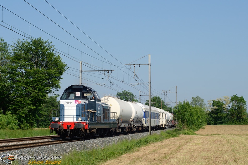 110504_DSC_0651_SNCF_-_BB_66411_-_Perrex.jpg