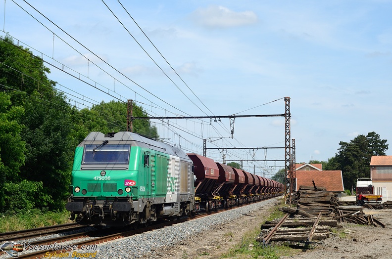 110615_DSC_0826_SNCF_-_BB_75036_-_La_Vavrette.jpg