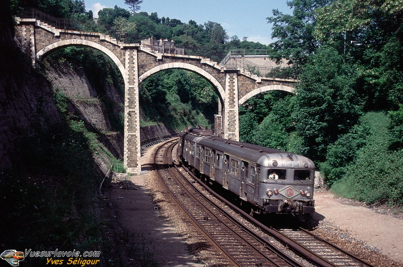 Z5100-troisieme-rail-6.jpg
