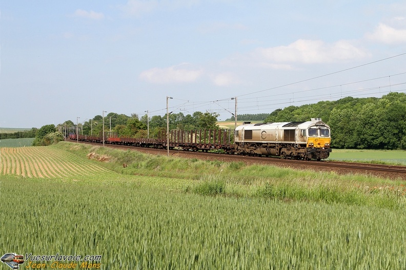 +ECR_Class-77_2011-05-18_Miraumont-80_VSLV.jpg