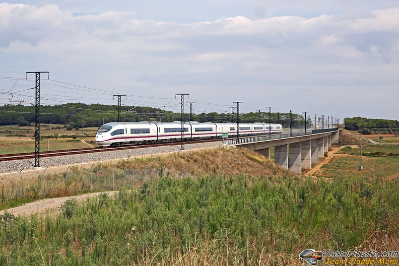 +Renfe_AVE-S-103_2013-08-28_Alt-Emporda-Espagne_IDR.jpg