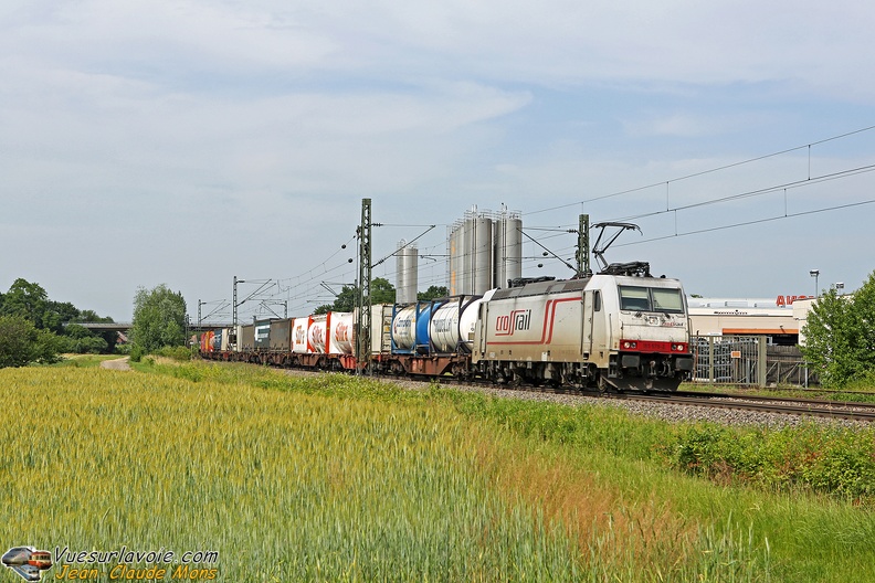 +Crossrail_185-578_2013-06-19_Ringsheim-Allemagne_IDR.jpg
