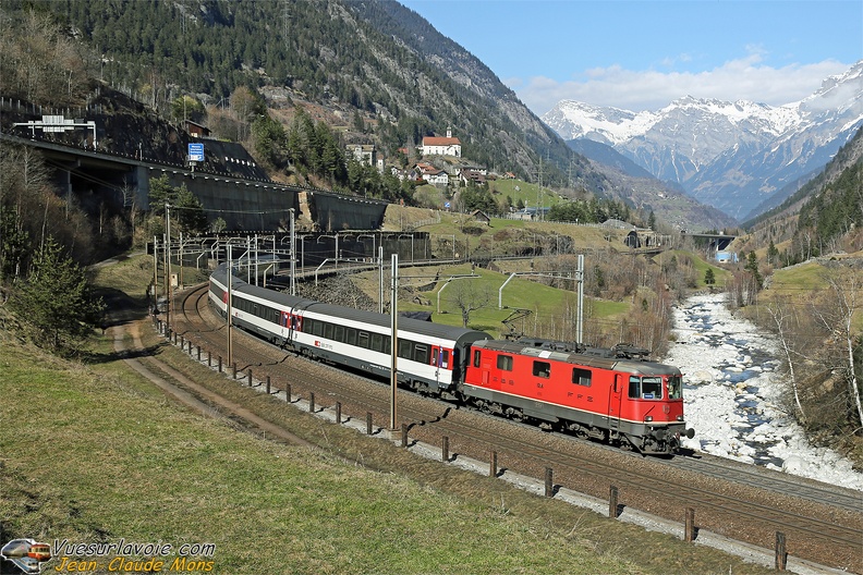 +CFF_Re-4-4-11206_2014-03-16_Wassen-Suisse_IDR.jpg