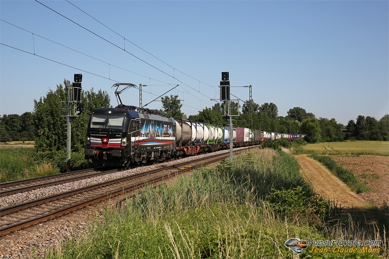 +CFF_193-701_2022-06-12_Kenzingen-Allemagne_VSLV.jpg