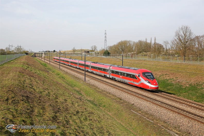 +Trenitalia_ETR-400-50_2024-03-21_Moisenay-77_VSLV.jpg
