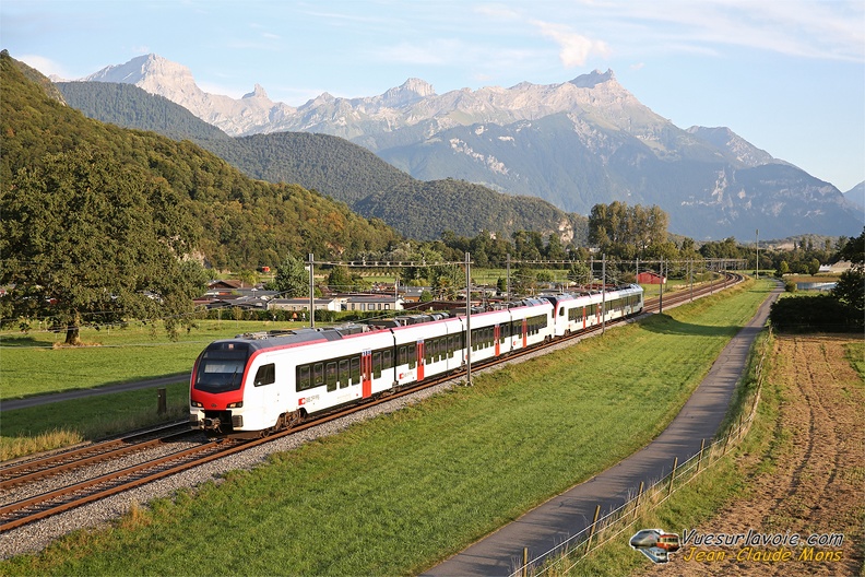 +CFF_RABe523-Mouette-UM_2024-09-06_Yvorne-Suisse_VSLV.jpg