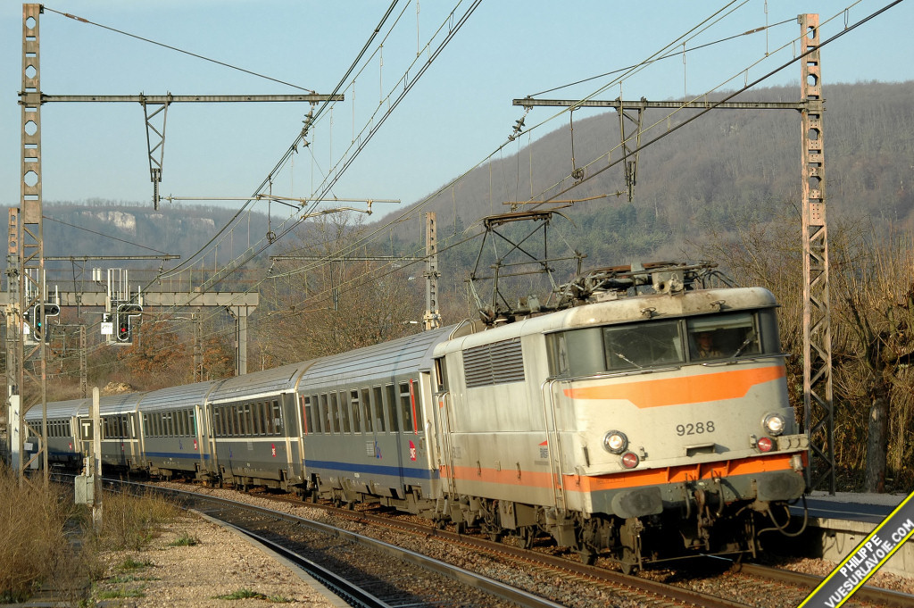 BB9288.jpg