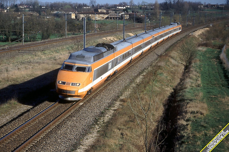 1903198910.jpg