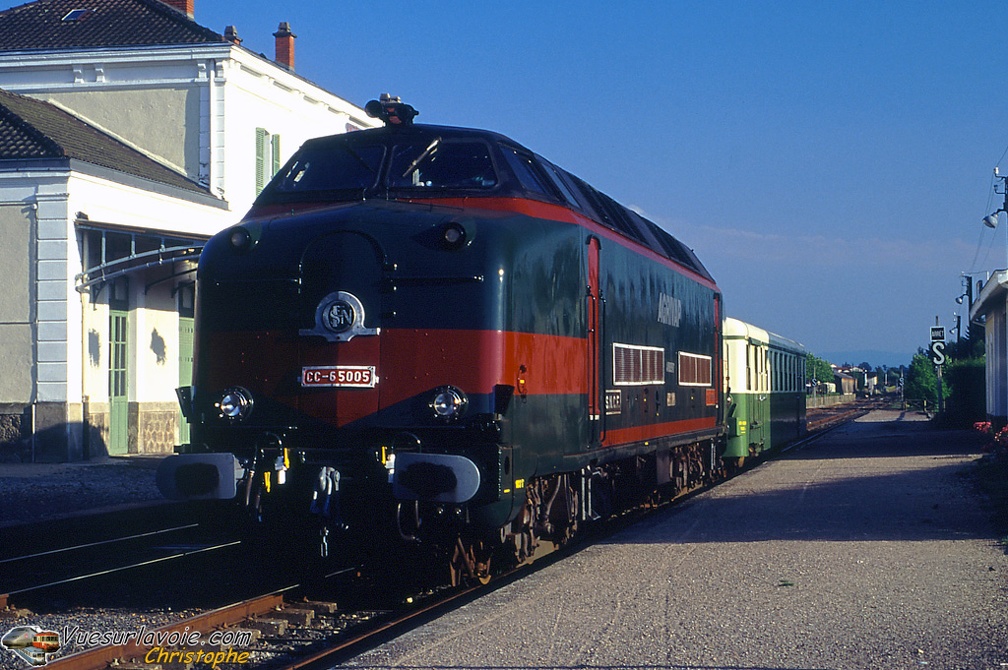 Mistral 23-03-S003 Locomotive diesel CC 65005, SNCF, vert