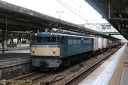 Série EF65 et fret (4338 visits) Gare JR d'Hiroshima, île d'Honshu. Passage d'un train JRF avec en tête une machine de la série ... Série EF65 et fret
