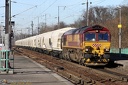 Class 66049 et Céréaliers (4074 visits) Vue à Orry-la-Ville (60), la Class-66049 d'ECR emmène une rame de céréaliers "Le Gouessant" de... Class 66049 et Céréaliers