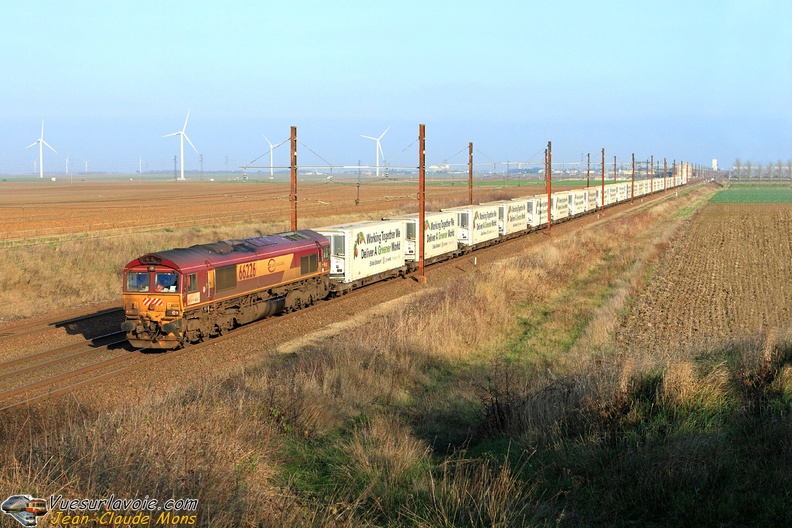 ECR_Class-66226_2009-12-12_Tivernon-28_VSLV.jpg