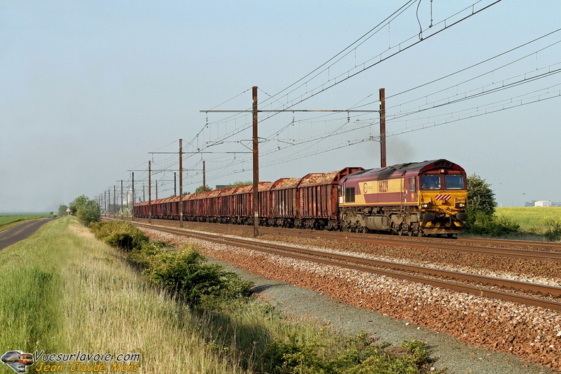 ECR_Class-66229_2010-05-22_Arbouville-28_VSLV.jpg