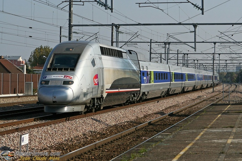 SNCF_TGV-POS-4402_2007-10-24_Chelles-77_VSLV.jpg