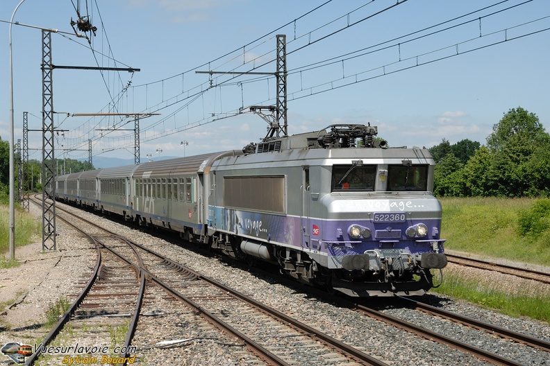 100604_DSC_1942_SNCF_-_BB_22360_-_Vonnas.jpg