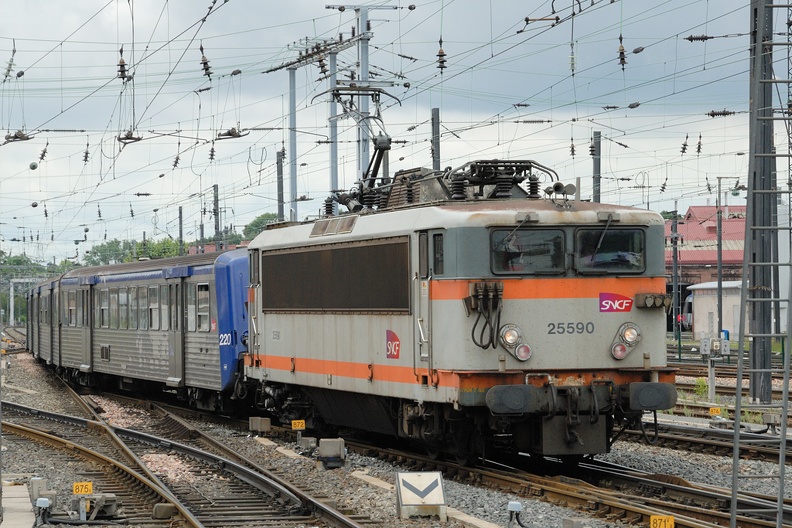 100806_DSC_2525_SNCF_-_BB_25590_-_Strasbourg.jpg