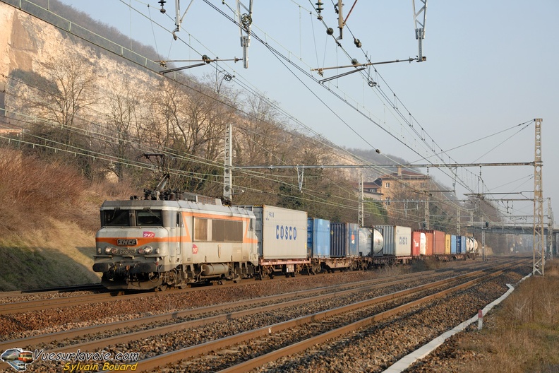 110304_DSC_3285_SNCF_-_BB_22382_-_Couzon.jpg